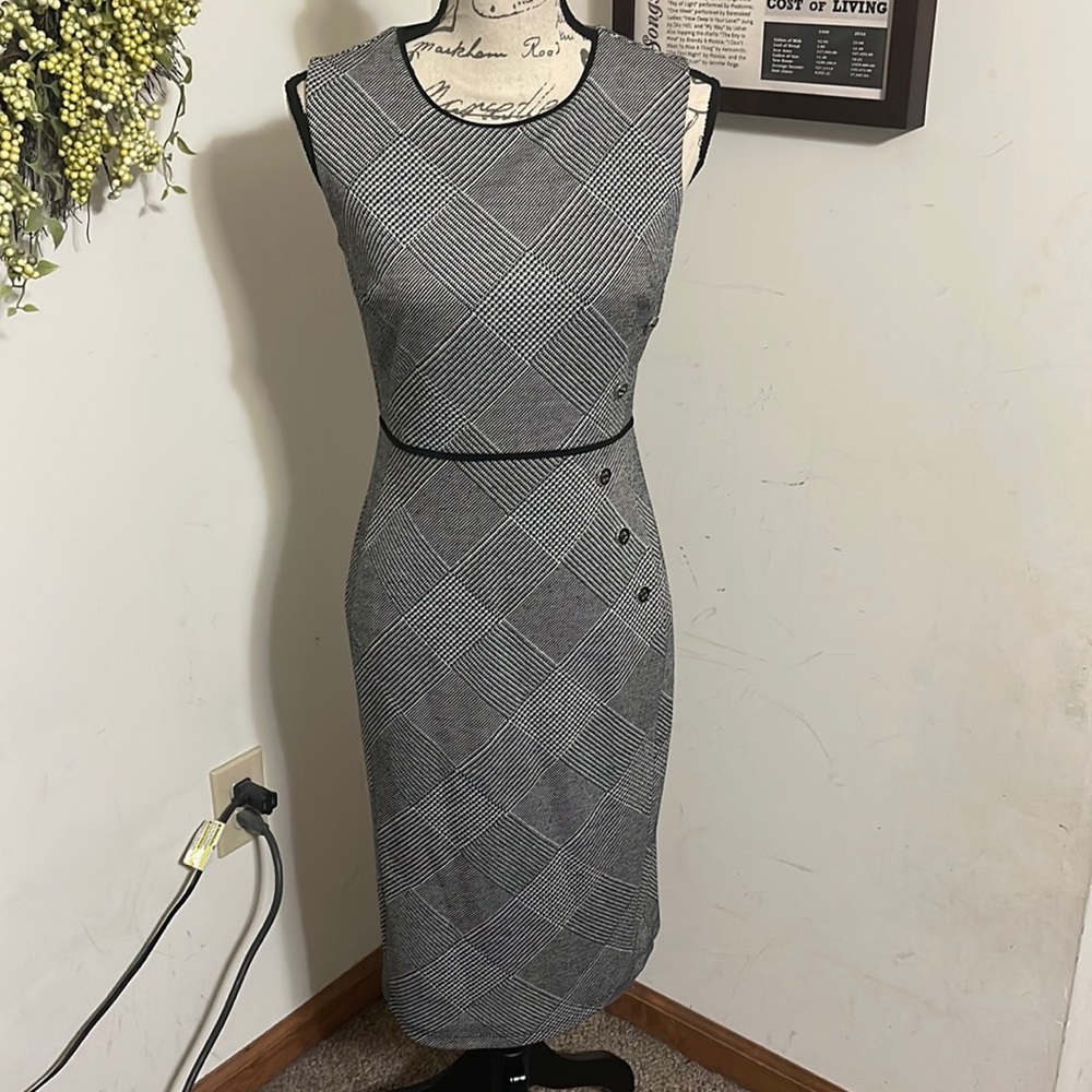 Enfocus dress black and white sleeveless